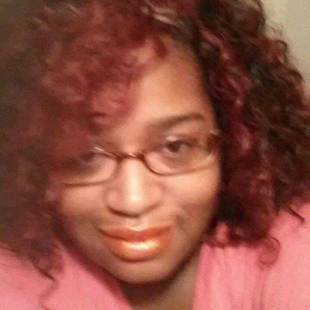 Meet your Posher, Lakisha